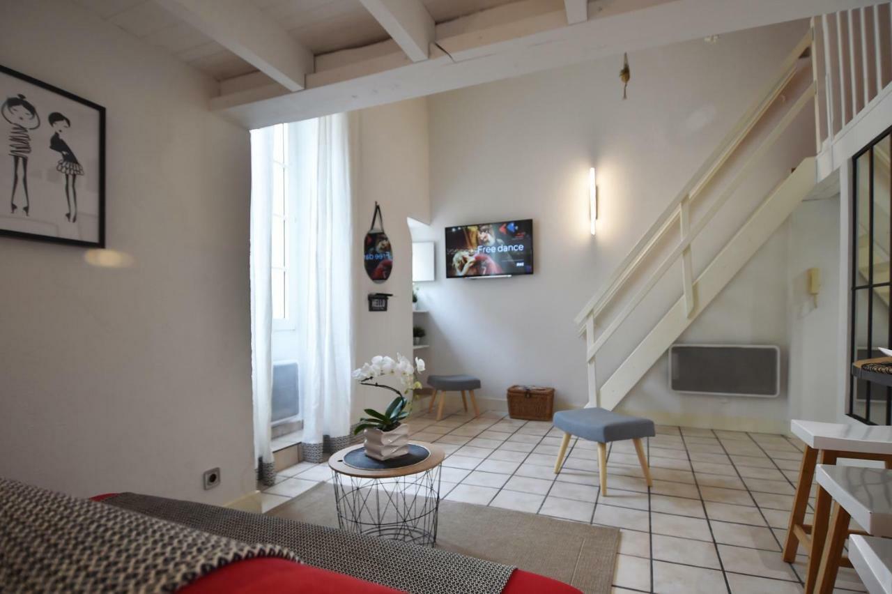 Duplex Climatise Apartment โอรองช์ ภายนอก รูปภาพ