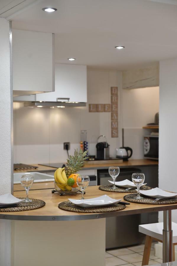 Duplex Climatise Apartment โอรองช์ ภายนอก รูปภาพ